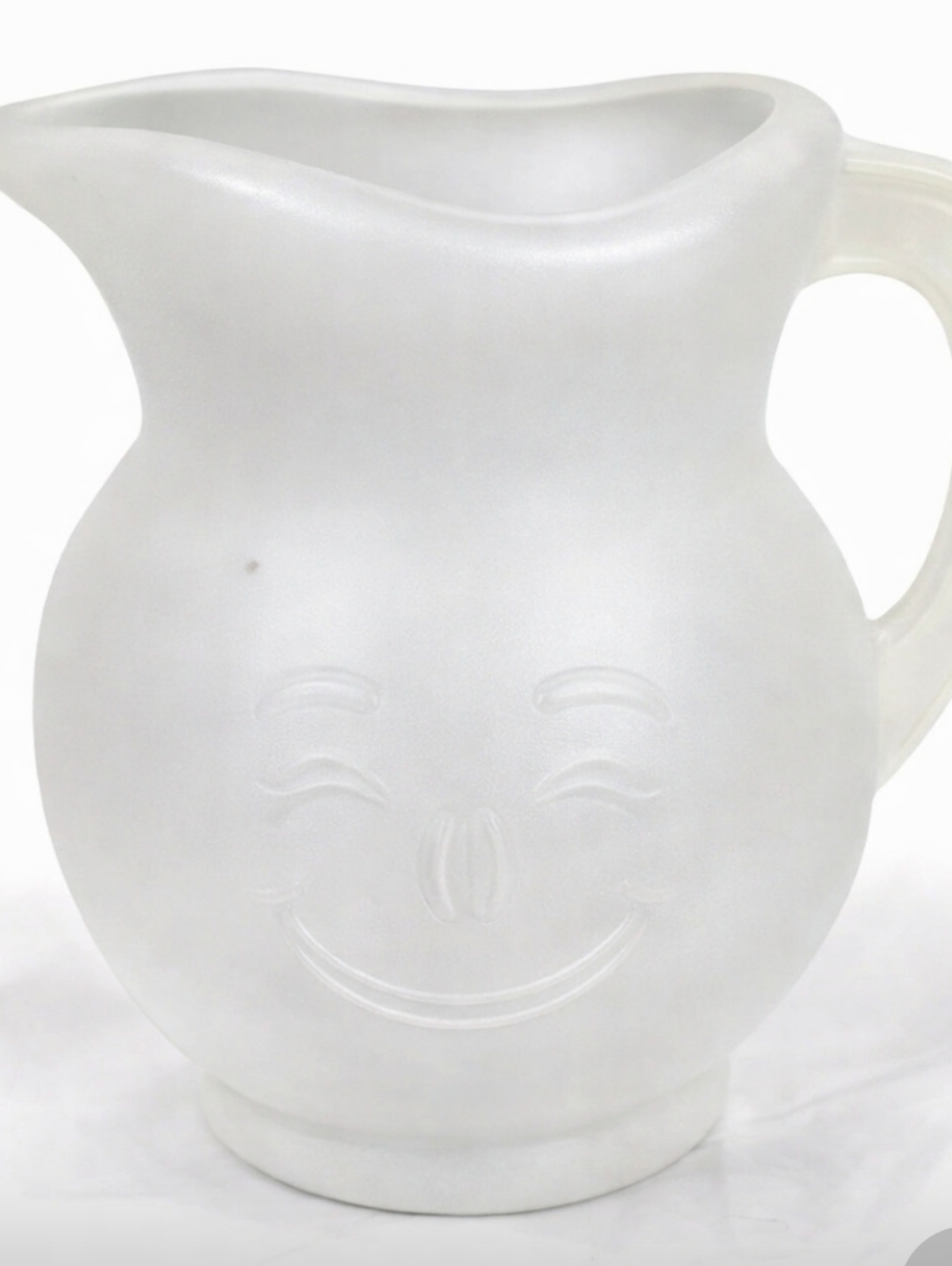 Vintage Frosted Smiley Face Plastic Pitcher Retro Kitchen Decor 2 Quart
